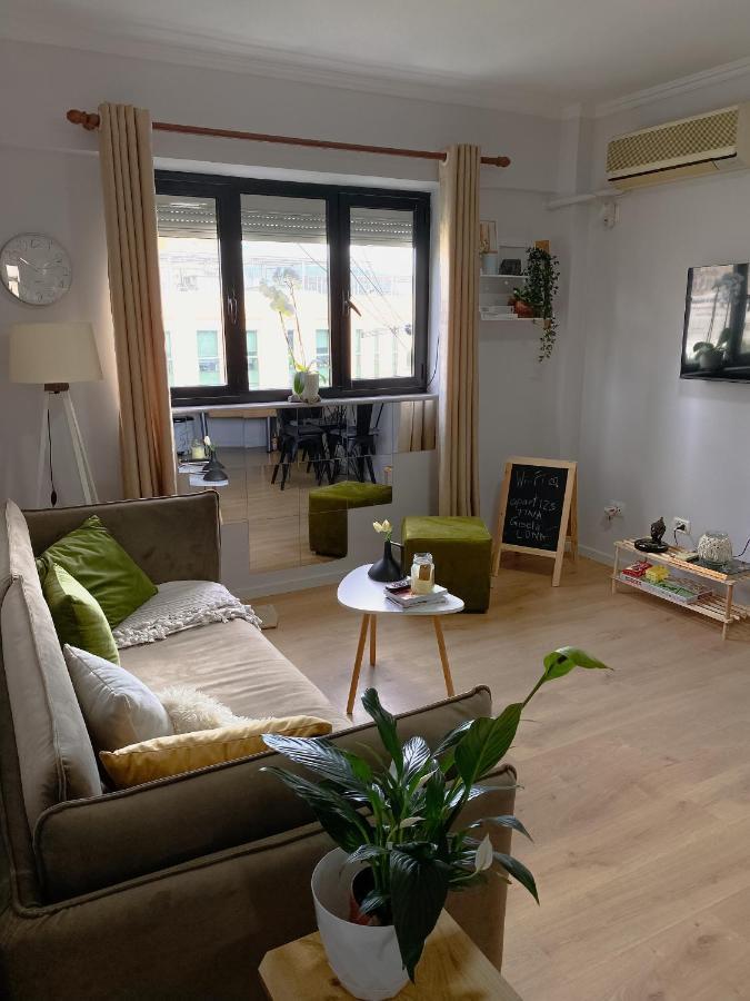 Entire Serviced Apartment With A Beautiful View Tirana Zewnętrze zdjęcie